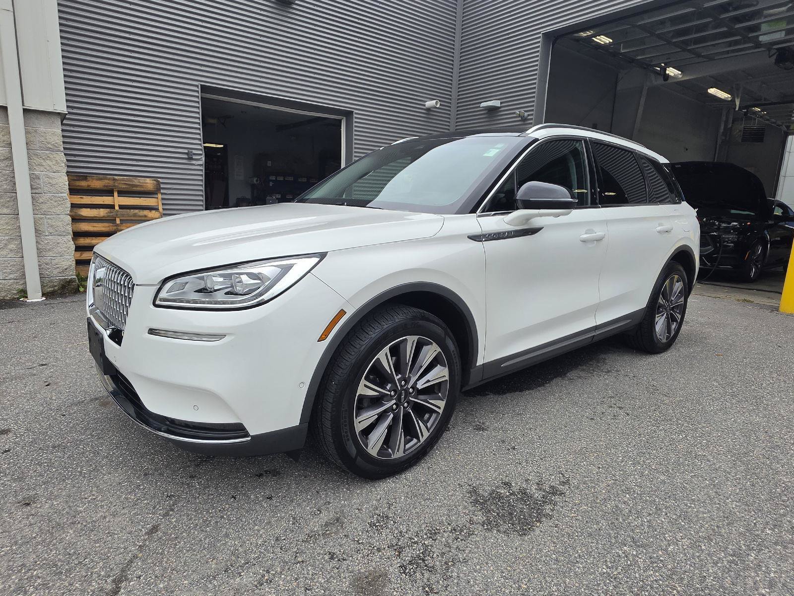 Used 2021 Lincoln Corsair Reserve w/ Equipment Group 201A AWD/4WD image 20