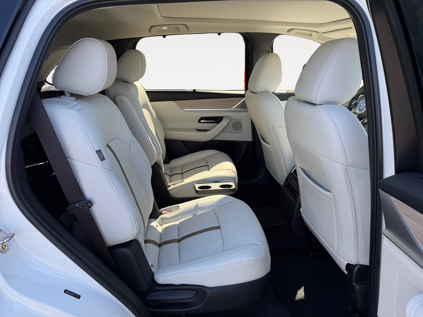 Certified 2024 MAZDA CX-90 Plug-In Hybrid w/ Premium Plus AWD/4WD image 18