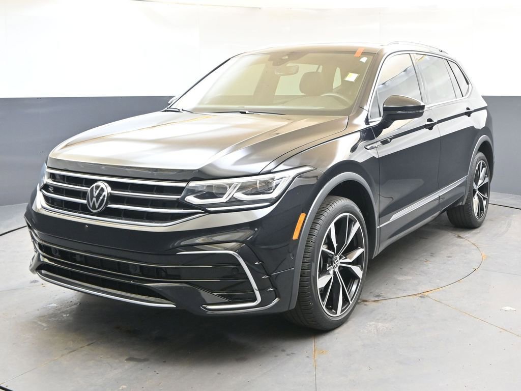 Used 2023 Volkswagen Tiguan SEL R-Line image 1