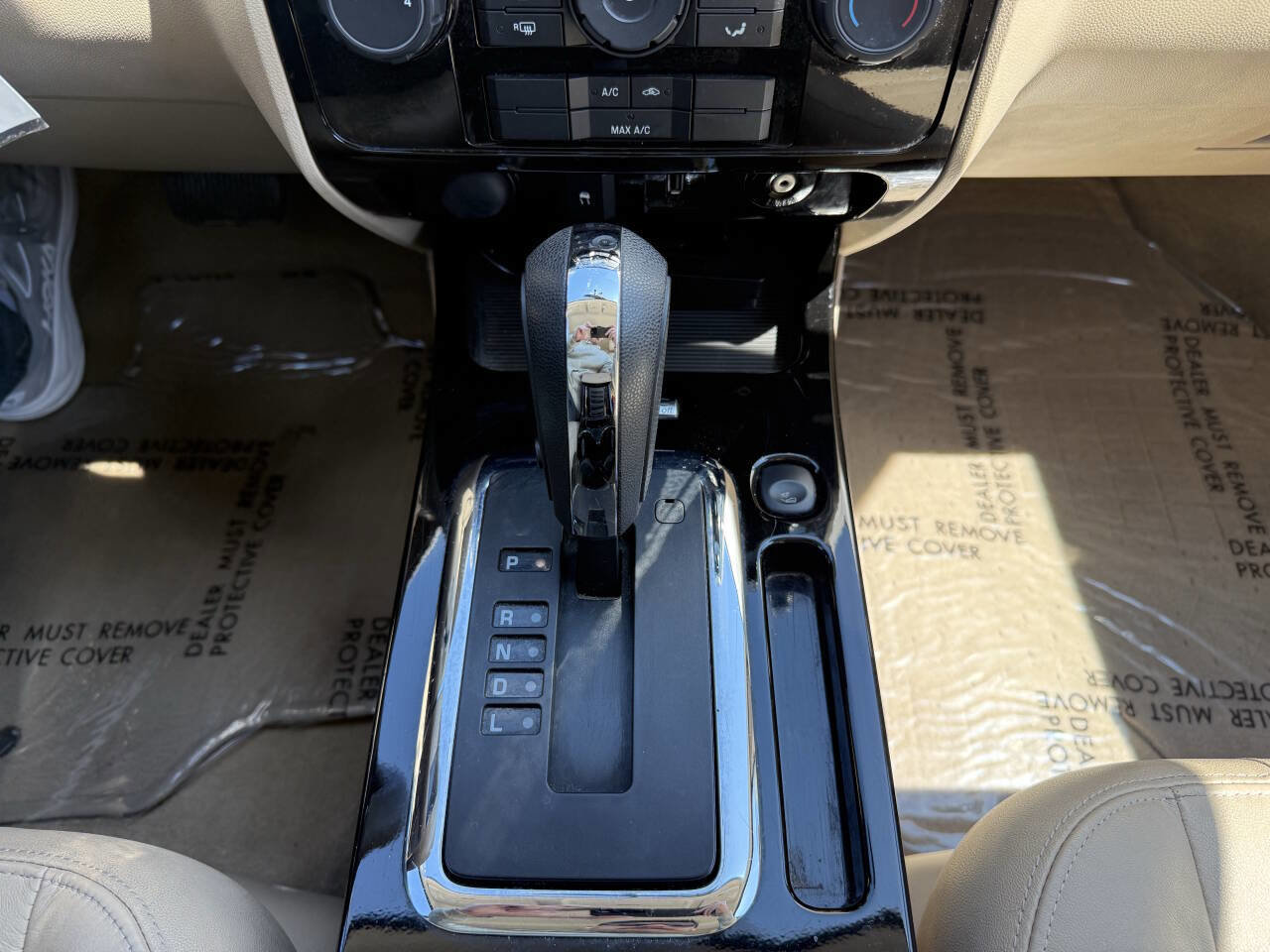 Used 2009 Ford Escape Limited AWD/4WD image 20