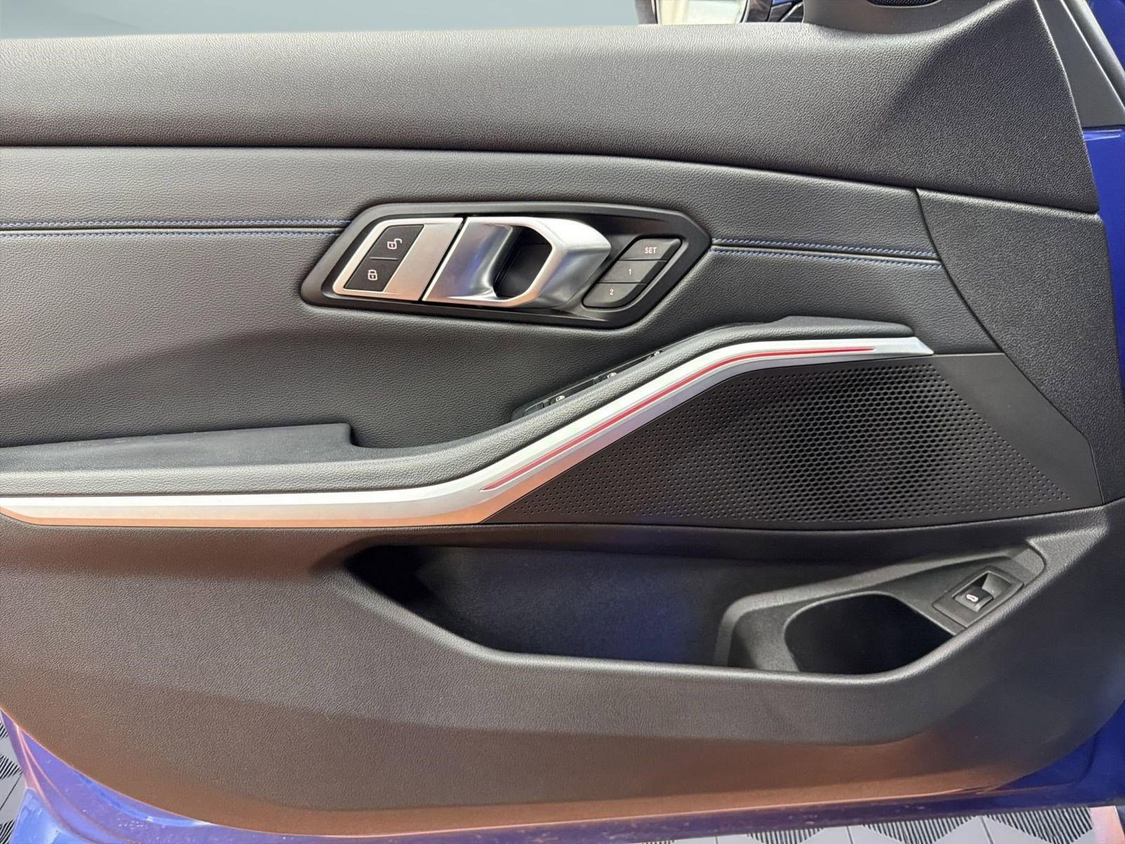 Used 2020 BMW 330i Sedan w/ M Sport Package image 13