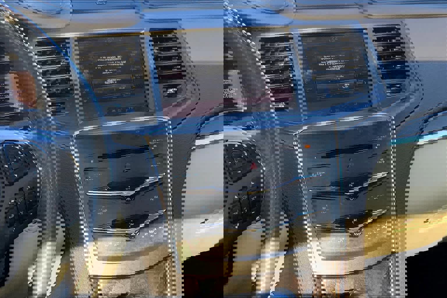 Used 2014 Lincoln MKS AWD w/ Equipment Group 201A image 6