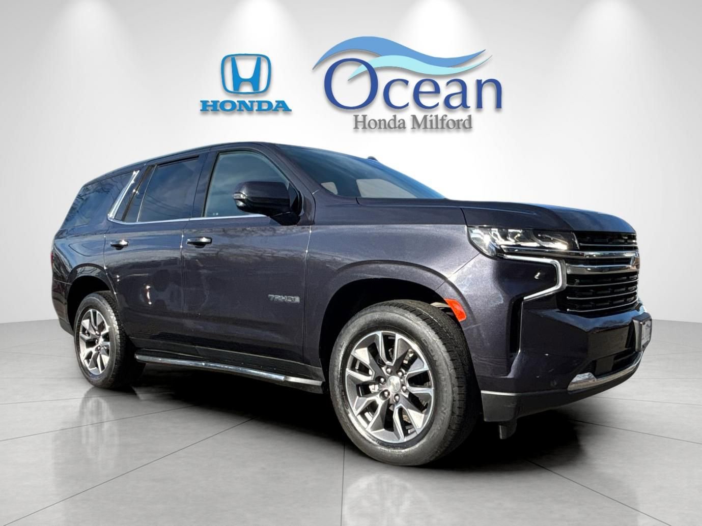 Used 2023 Chevrolet Tahoe LT w/ Luxury Package image 7