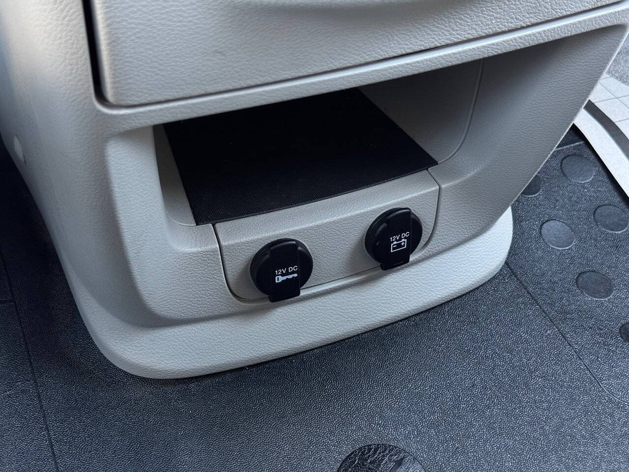 Used 2014 RAM C/V Tradesman FWD image 21