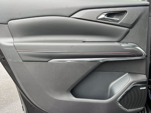 New 2027 Chevrolet Traverse RS w/ LPO, Floor Liner Package AWD/4WD image 39