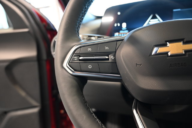 New 2027 Chevrolet Equinox LT w/ Convenience Package II FWD image 23