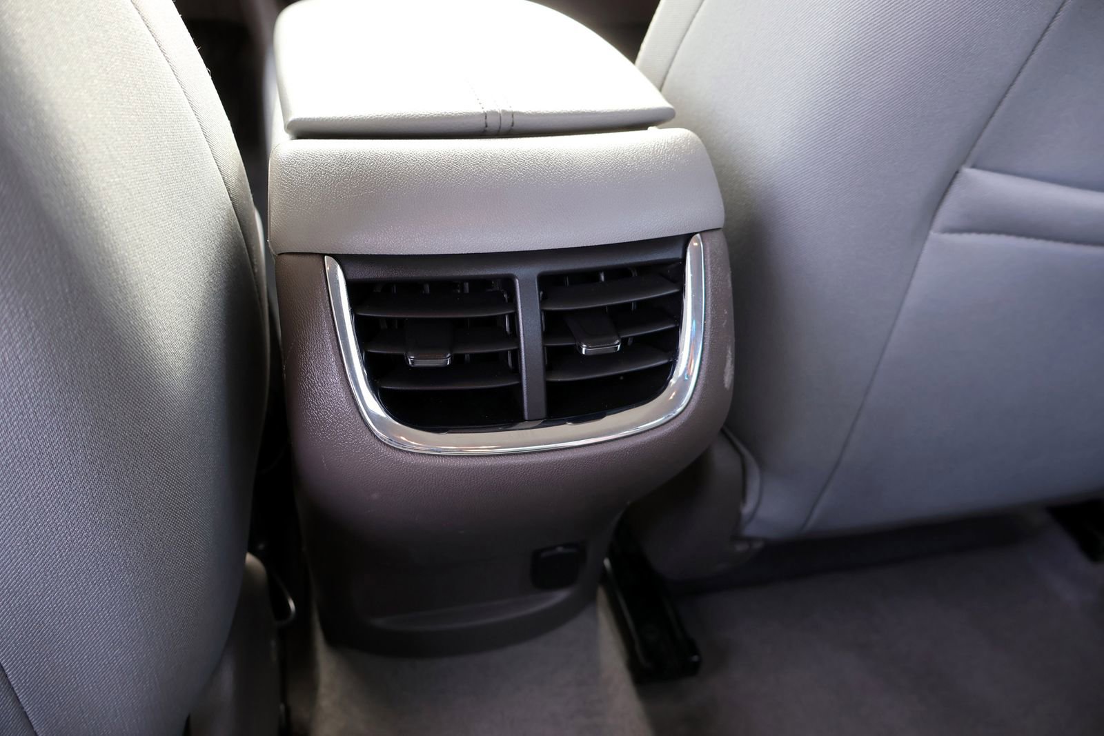 Used 2025 Chevrolet Malibu LT image 19