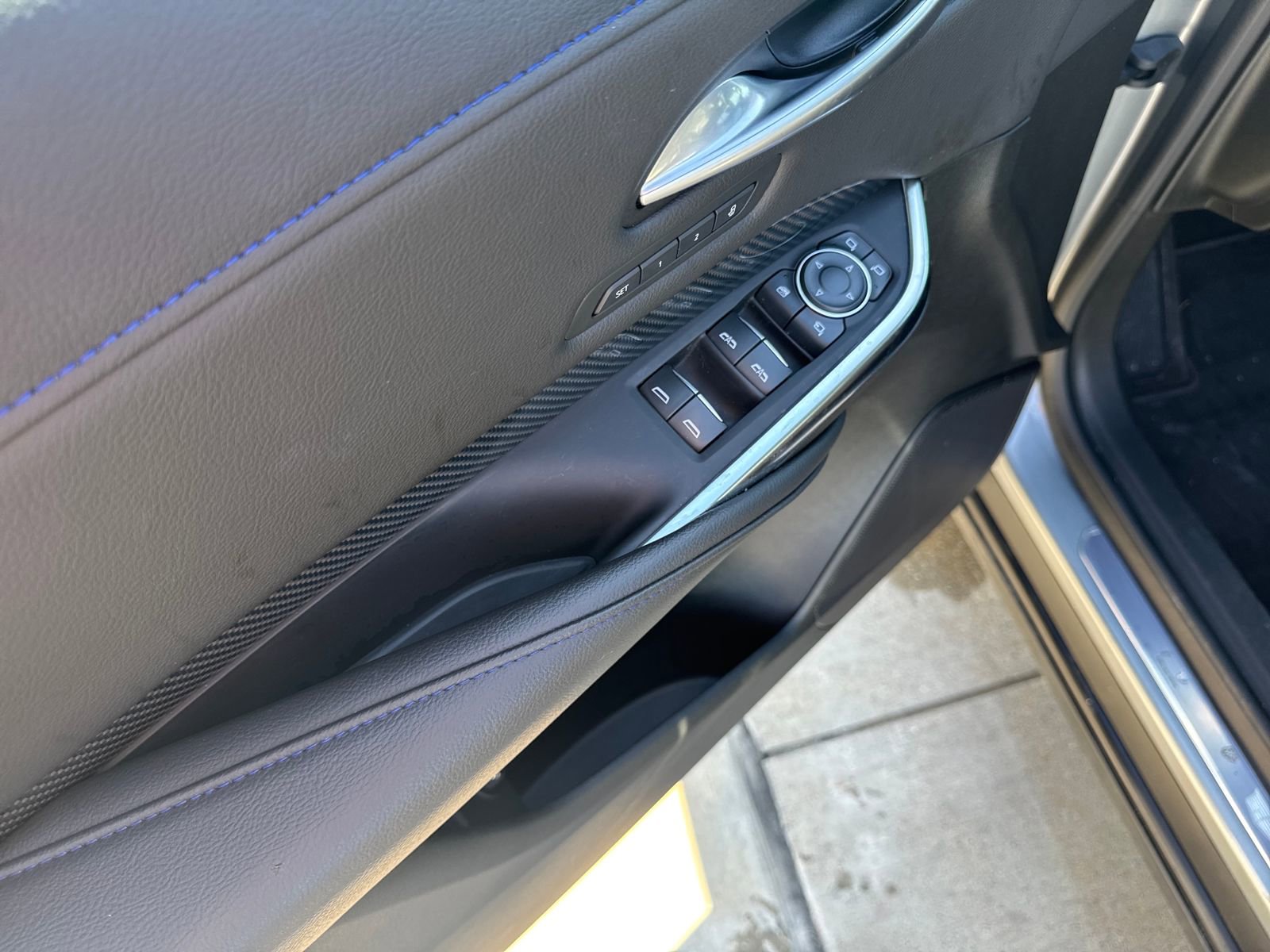 Used 2024 Cadillac XT4 Sport image 12