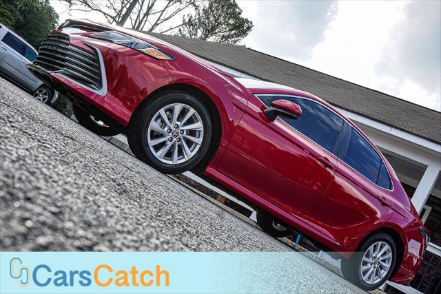 Used 2024 Toyota Camry LE image 4
