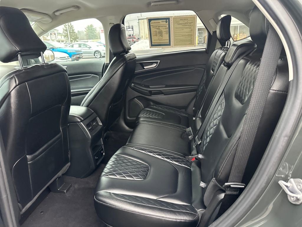 Used 2023 Ford Edge Titanium image 21