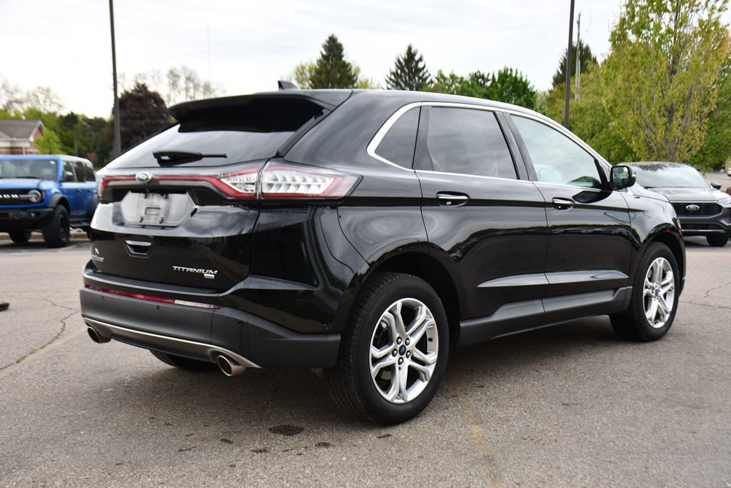 Used 2018 Ford Edge Titanium w/ Equipment Group 302A AWD/4WD image 6