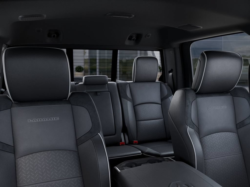 New 2026 RAM 3500 Laramie AWD/4WD image 26