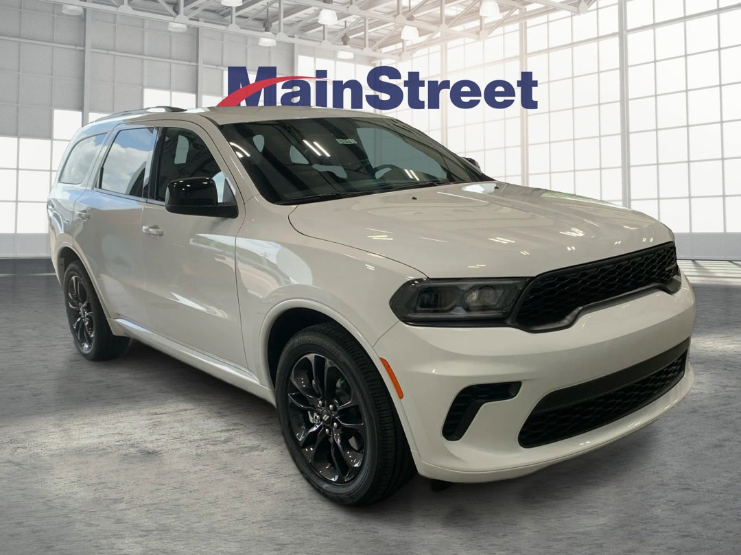 Used 2025 Dodge Durango GT w/ Blacktop Package image 7