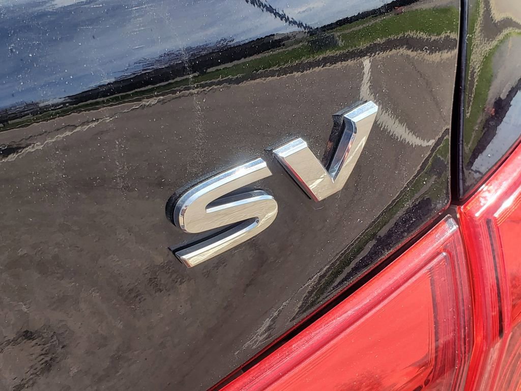 Used 2017 Nissan Sentra SV FWD image 7