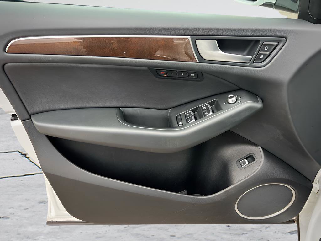 Used 2016 Audi Q5 2.0T Premium Plus image 30