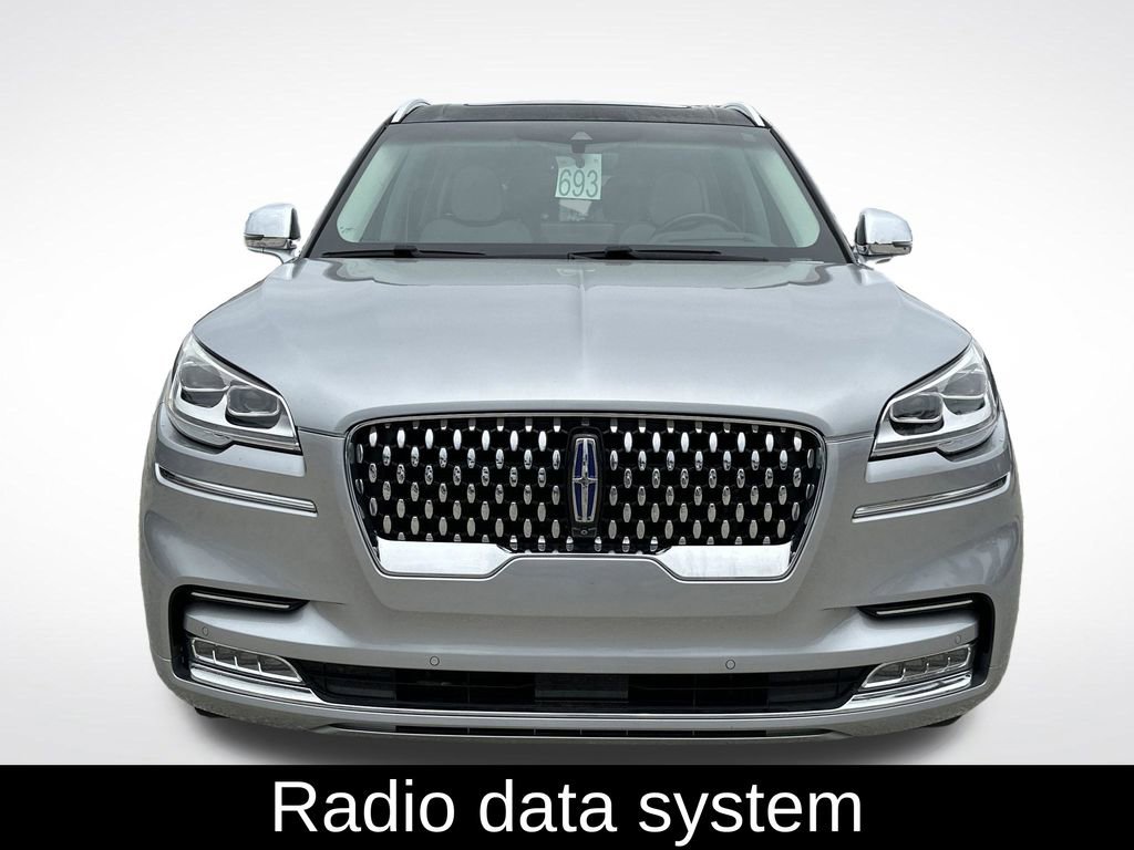 Used 2020 Lincoln Aviator Black Label Grand Touring w/ Class IV Trailer Tow Package image 3