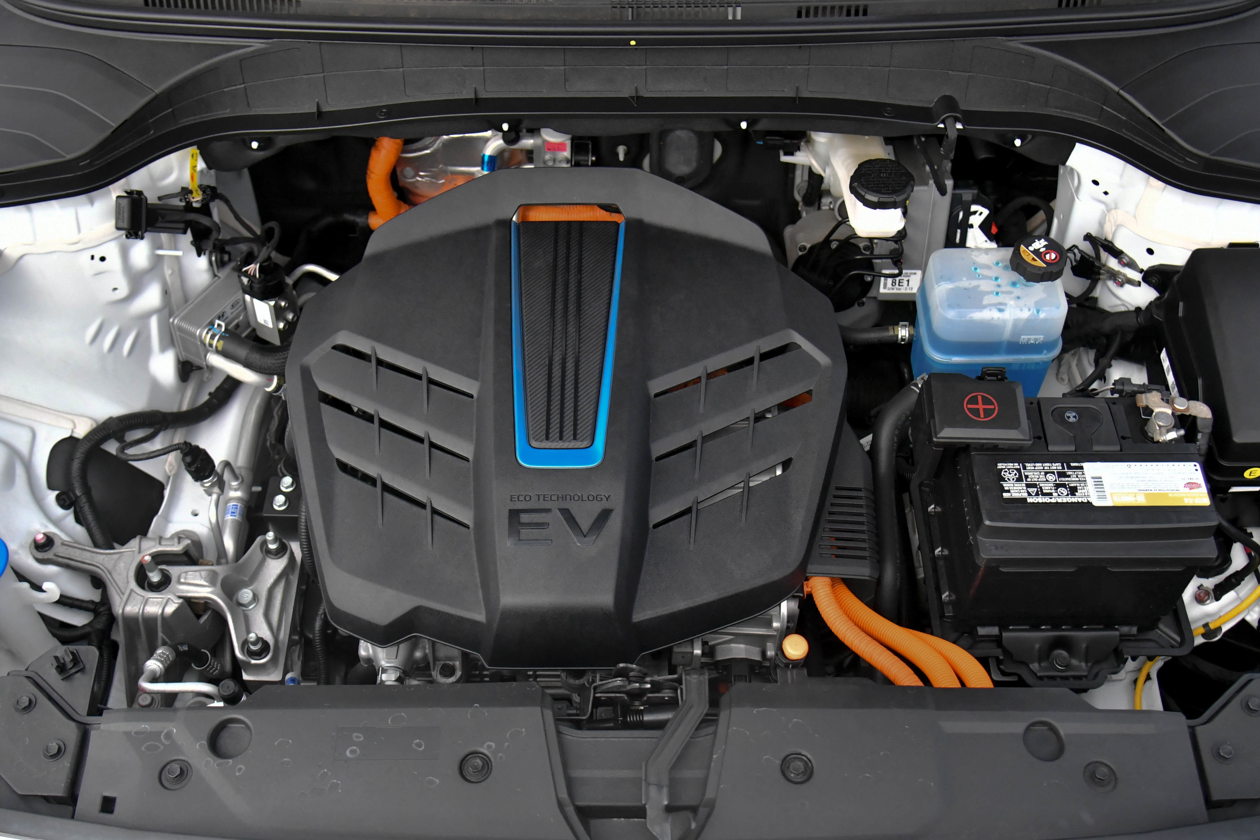 Used 2021 Hyundai Kona Limited image 45