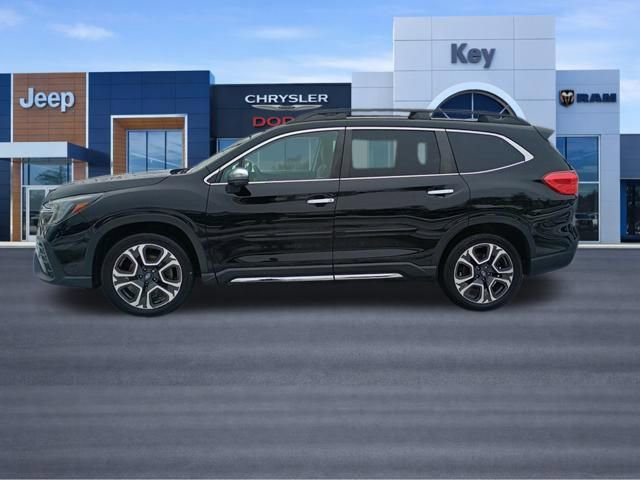 Used 2023 Subaru Ascent Touring AWD/4WD image 2