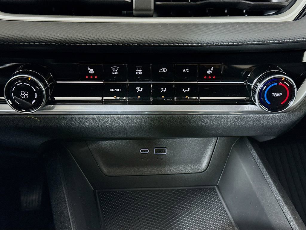 New 2026 Chevrolet Equinox LT w/ Safety and Technology Package FWD image 16