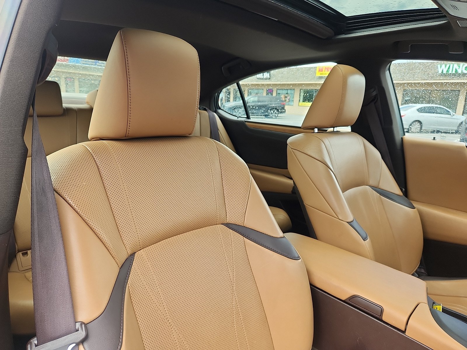 Used 2019 Lexus ES 300h FWD image 33