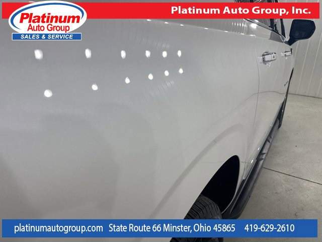 Used 2023 GMC Yukon XL SLT image 39