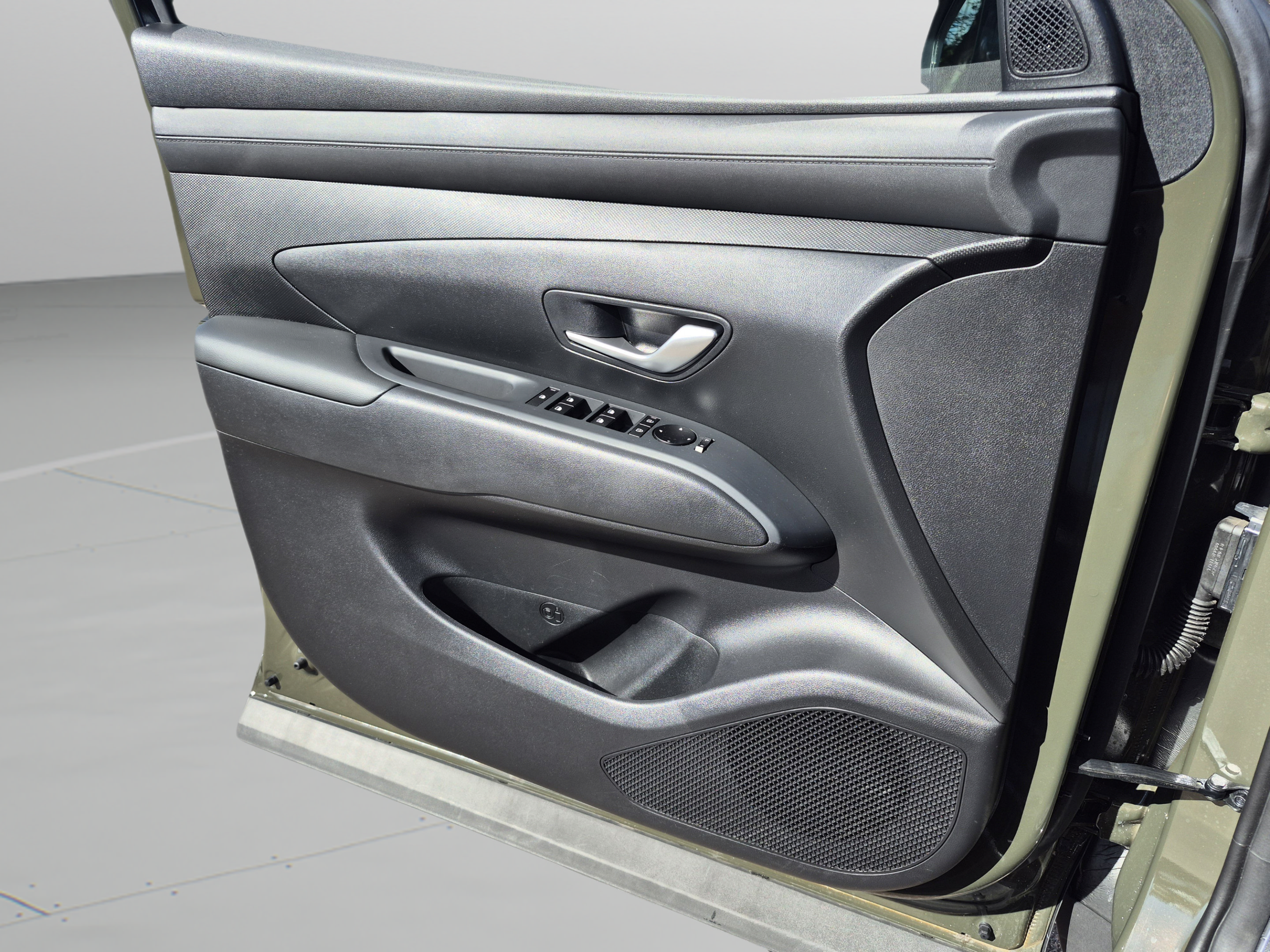 Certified 2025 Hyundai Santa Cruz SEL FWD image 19
