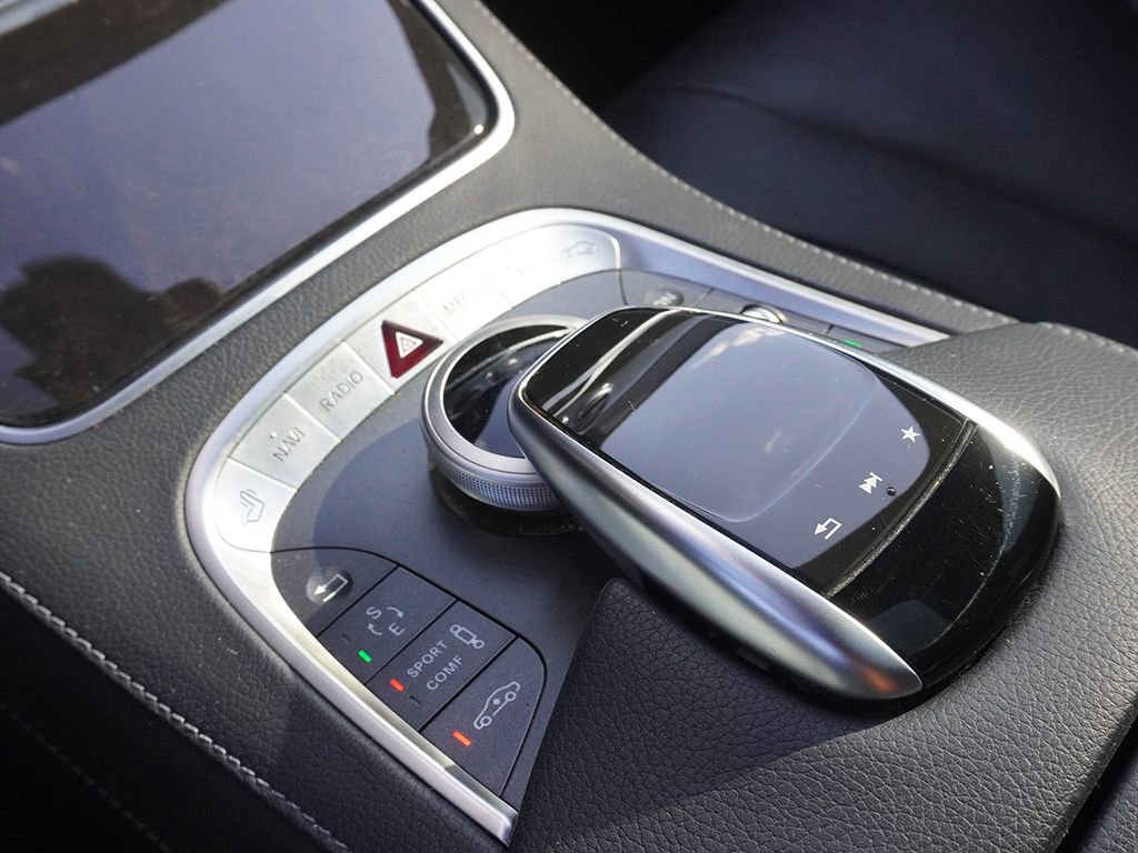Used 2017 Mercedes-Benz S 550 4MATIC Sedan image 57