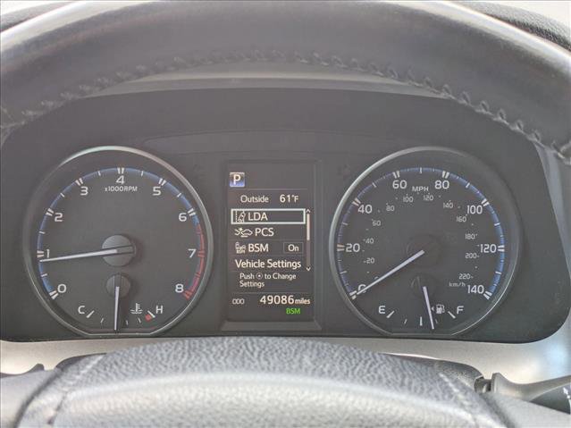 Used 2018 Toyota RAV4 XLE image 11