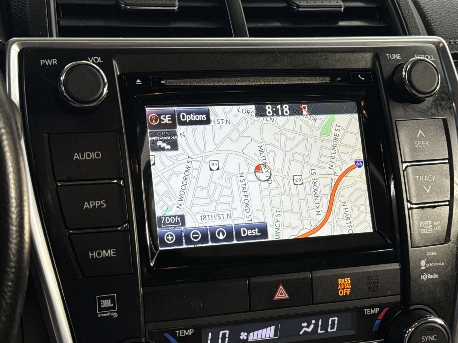 Used 2015 Toyota Camry XLE w/ Moonroof Package FWD image 32