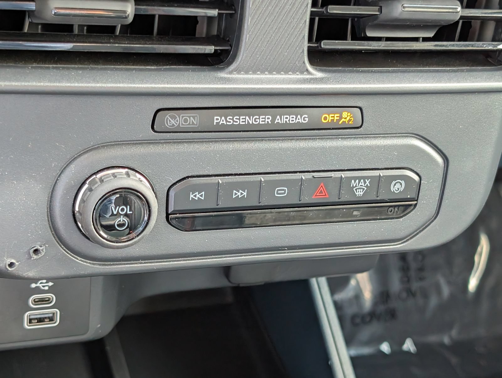 Used 2025 Ford Maverick XL w/ 4K Tow Package AWD/4WD image 24