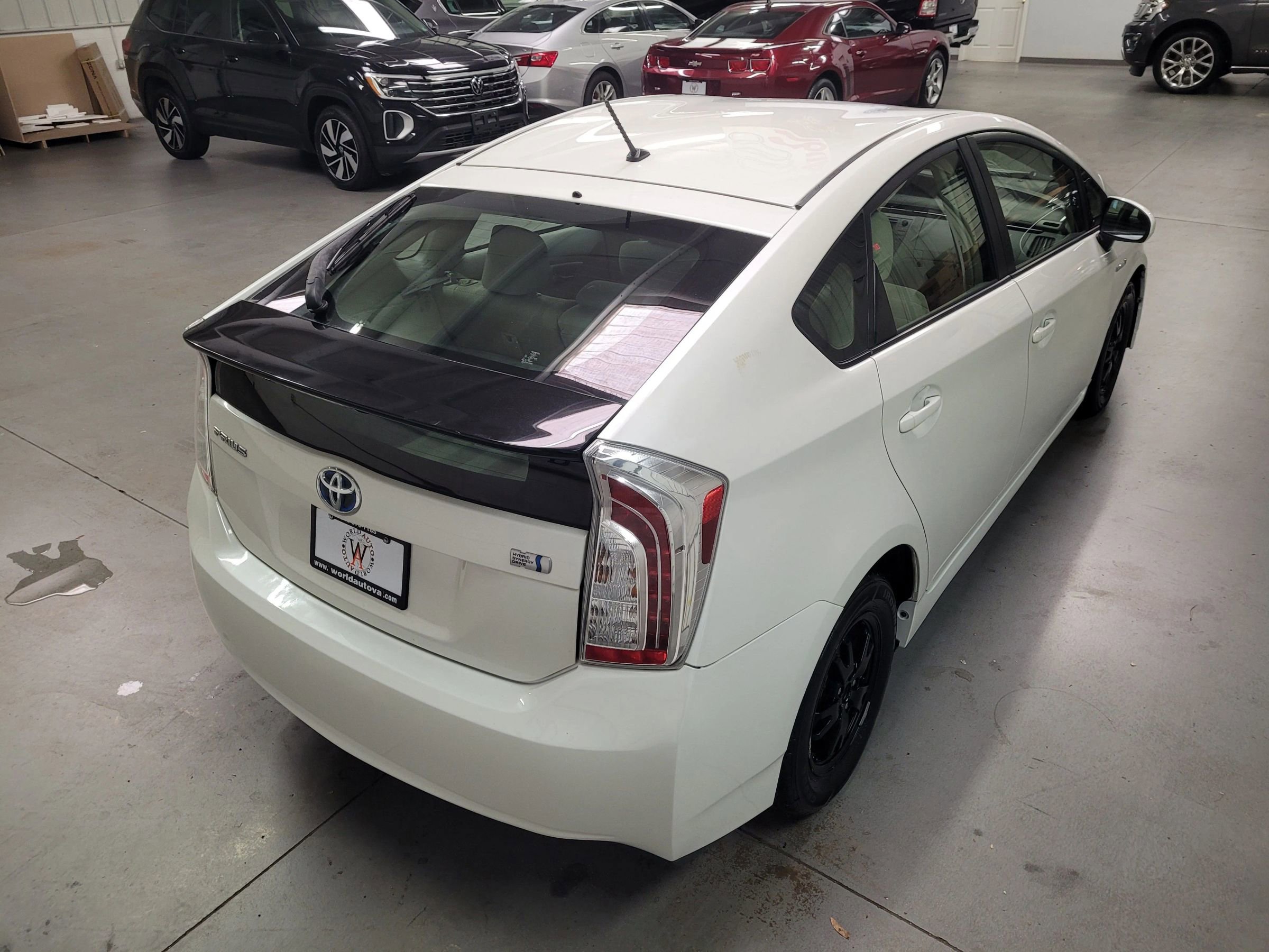 Used 2015 Toyota Prius Two image 7
