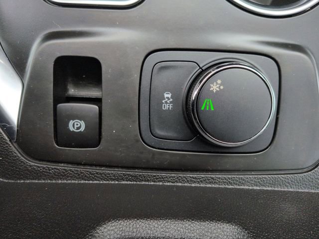 Used 2018 Chevrolet Traverse LT image 34