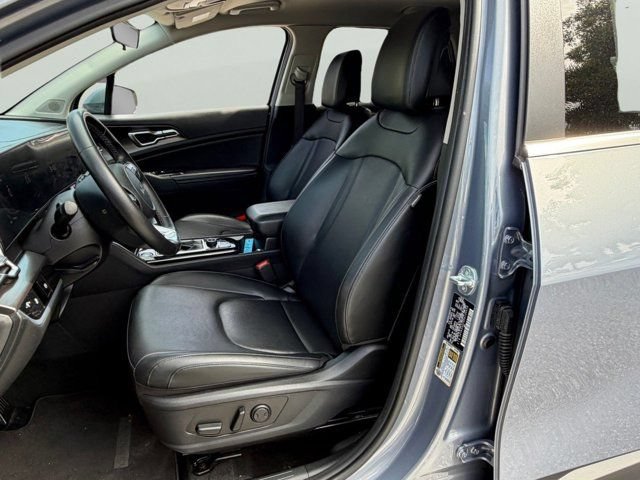 Used 2023 Kia Sportage EX FWD image 9