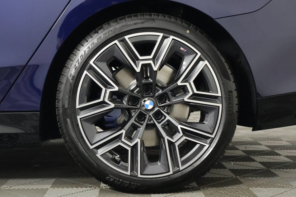 New 2027 BMW 540i xDrive w/ Executive Package AWD/4WD image 10