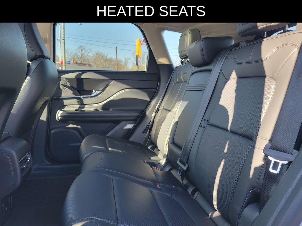 Used 2024 Lincoln Corsair Grand Touring w/ Equipment Group 301A image 12