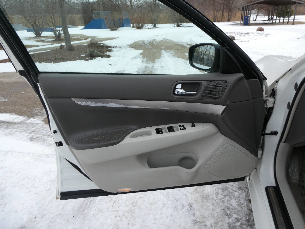 Used 2011 INFINITI G25 x image 19