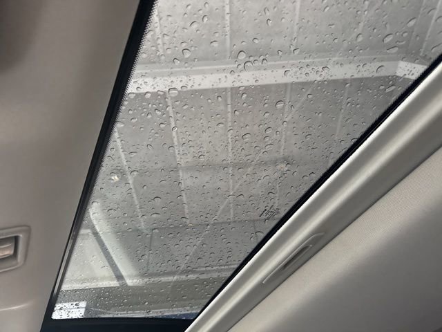 Used 2017 Nissan Pathfinder Platinum w/ Family Entertainment Package image 28