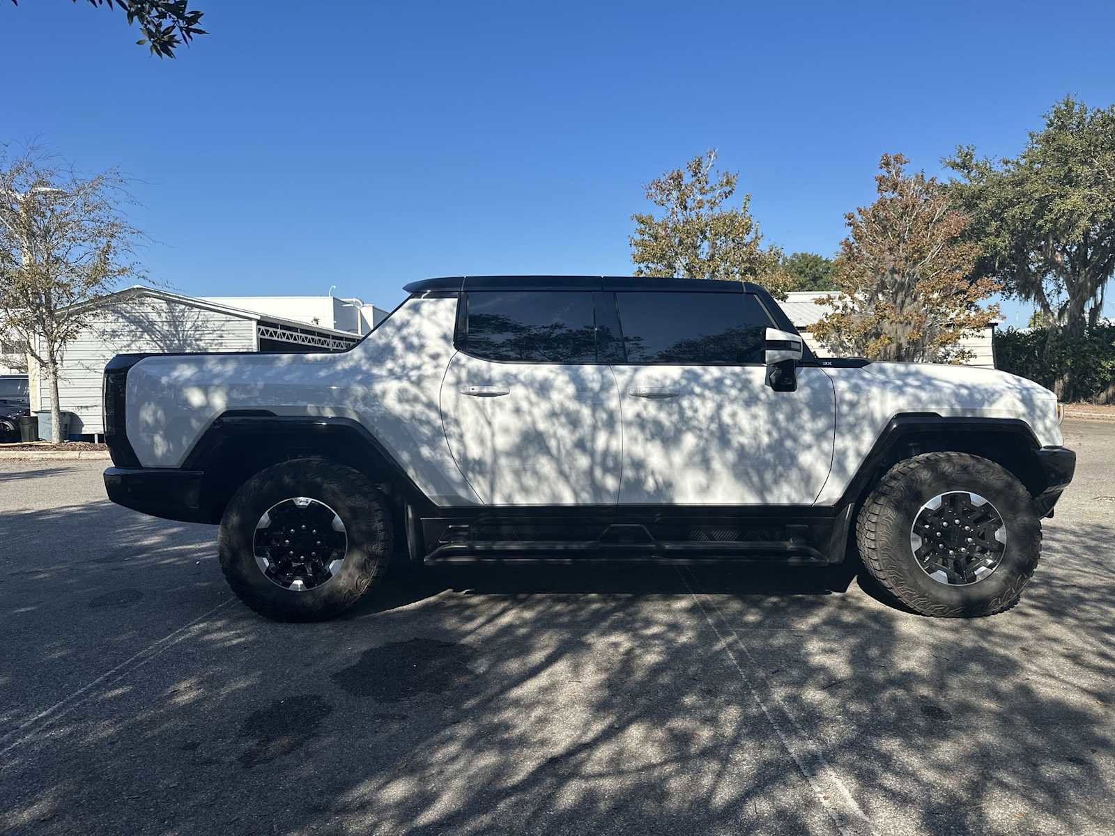 Certified 2025 GMC Hummer EV 3X w/ Extreme Off-Road Package image 7