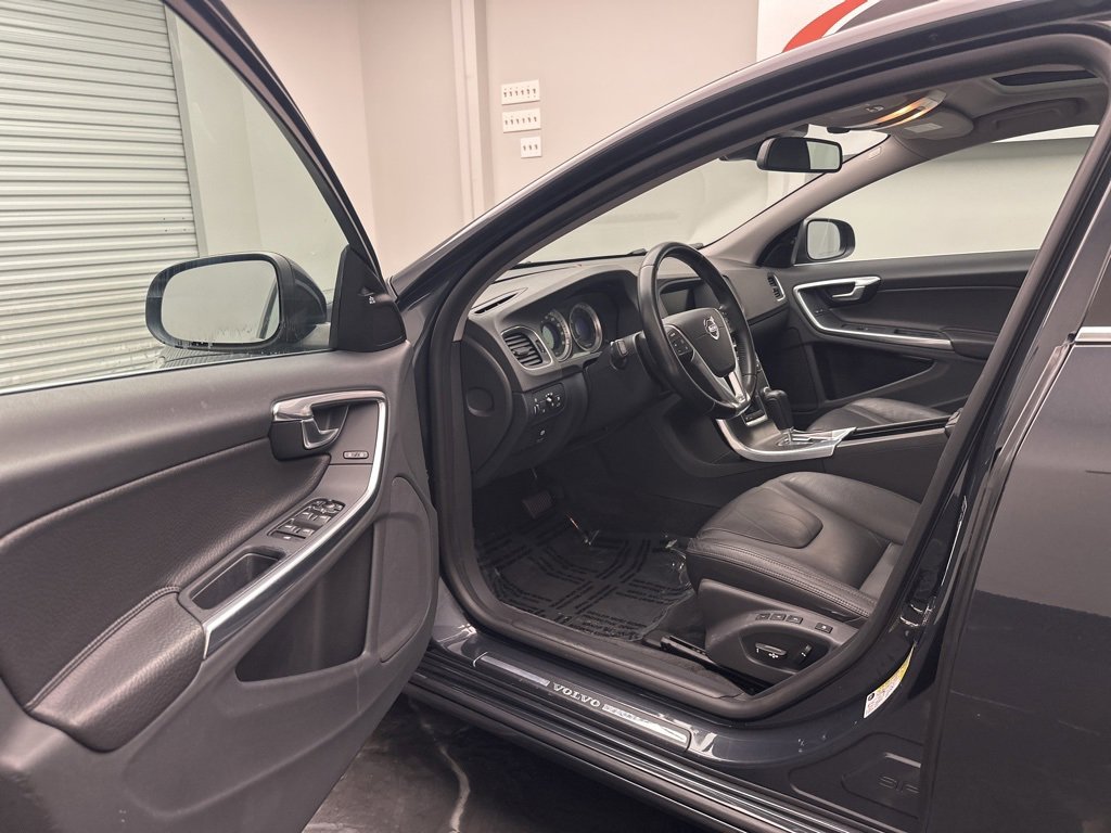 Used 2012 Volvo S60 T6 image 5