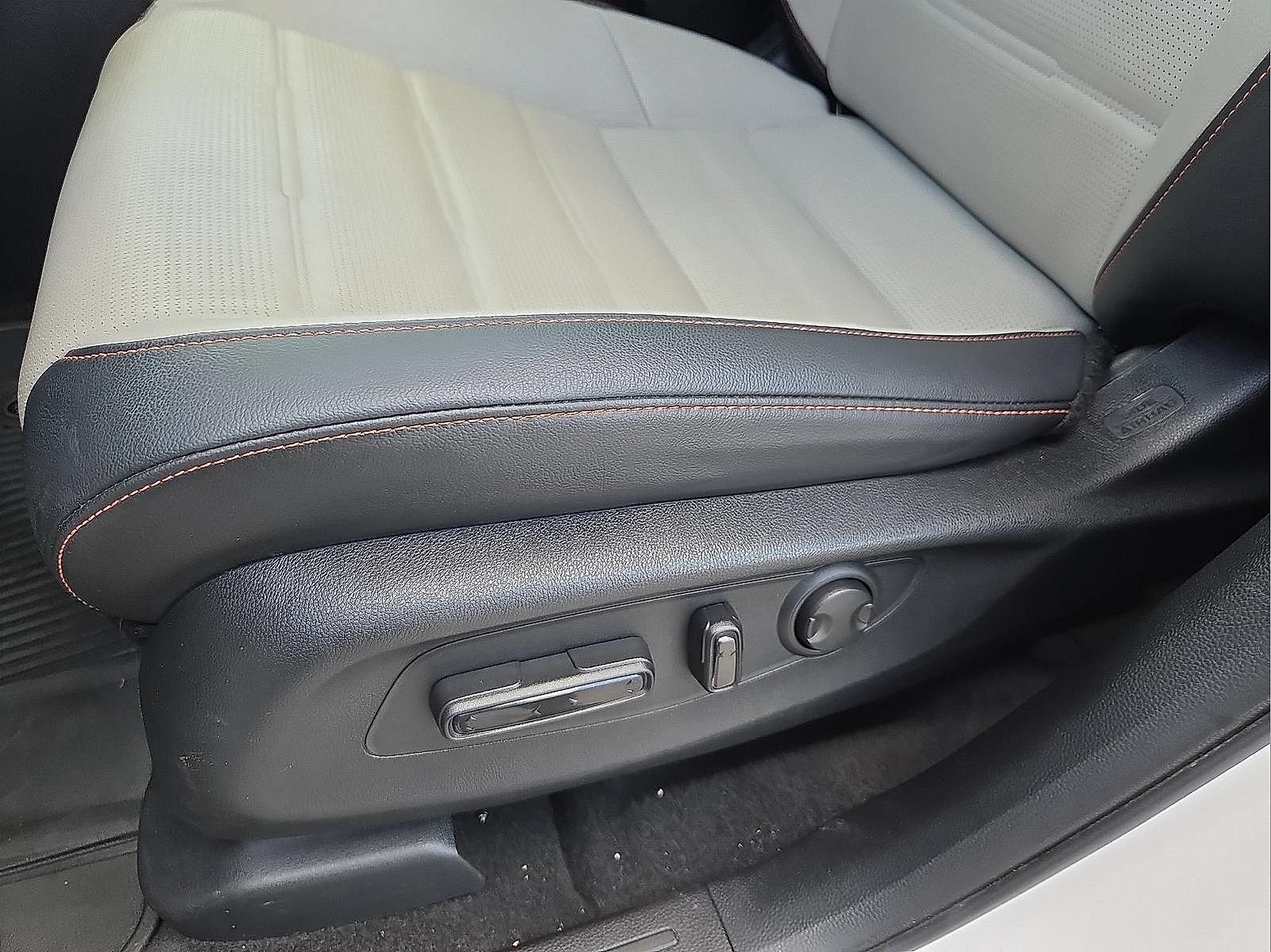 Used 2025 Honda CR-V Sport Touring image 21
