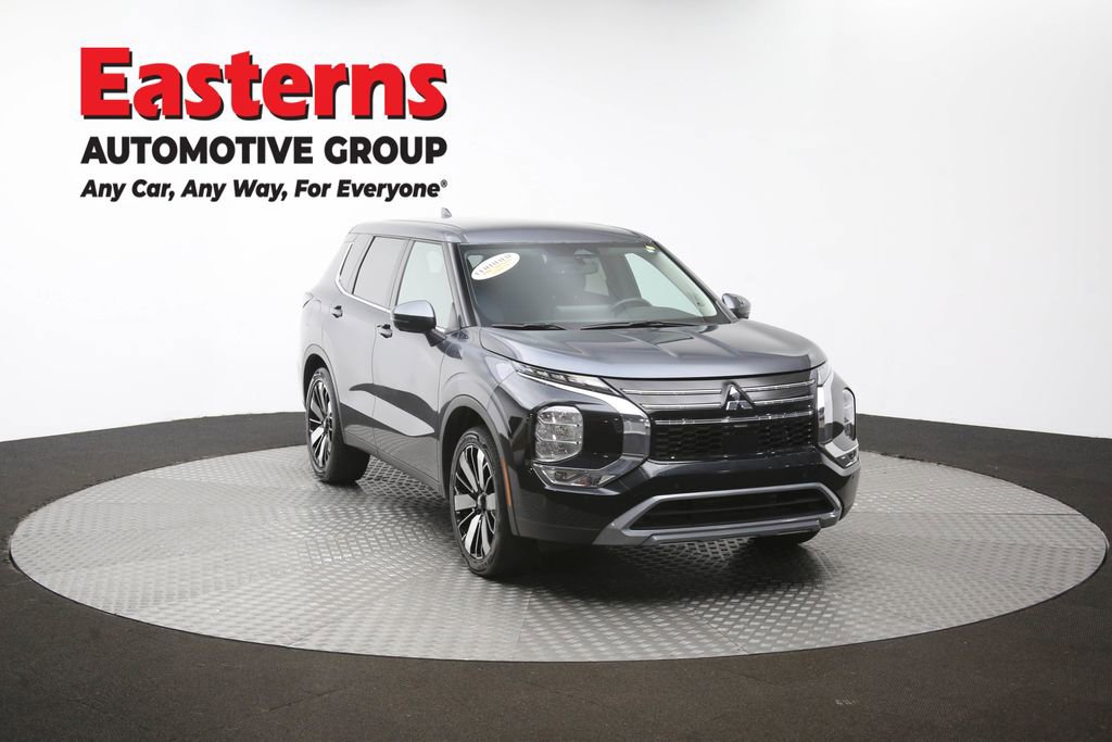 Used 2025 Mitsubishi Outlander SE FWD image 51