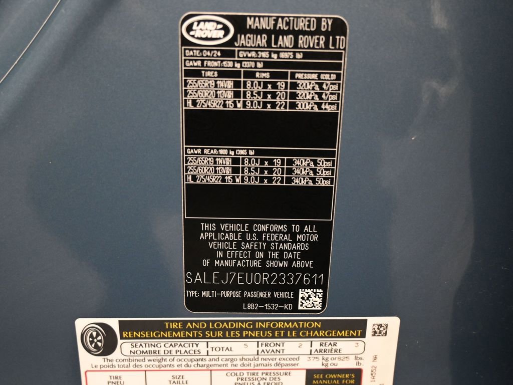 Used 2024 Land Rover Defender 110 S image 9