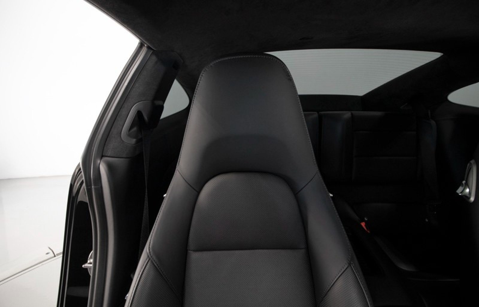 Used 2018 Porsche 911 Carrera 4 GTS image 53
