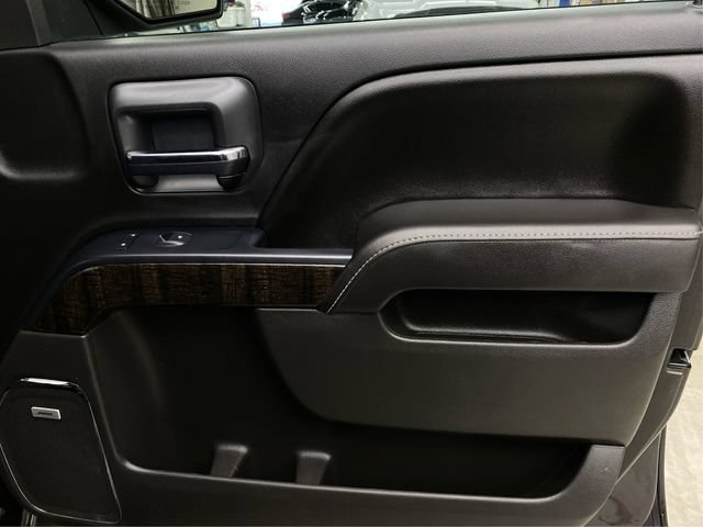Used 2016 GMC Sierra 1500 Denali w/ Enhanced Driver Alert Package AWD/4WD image 26