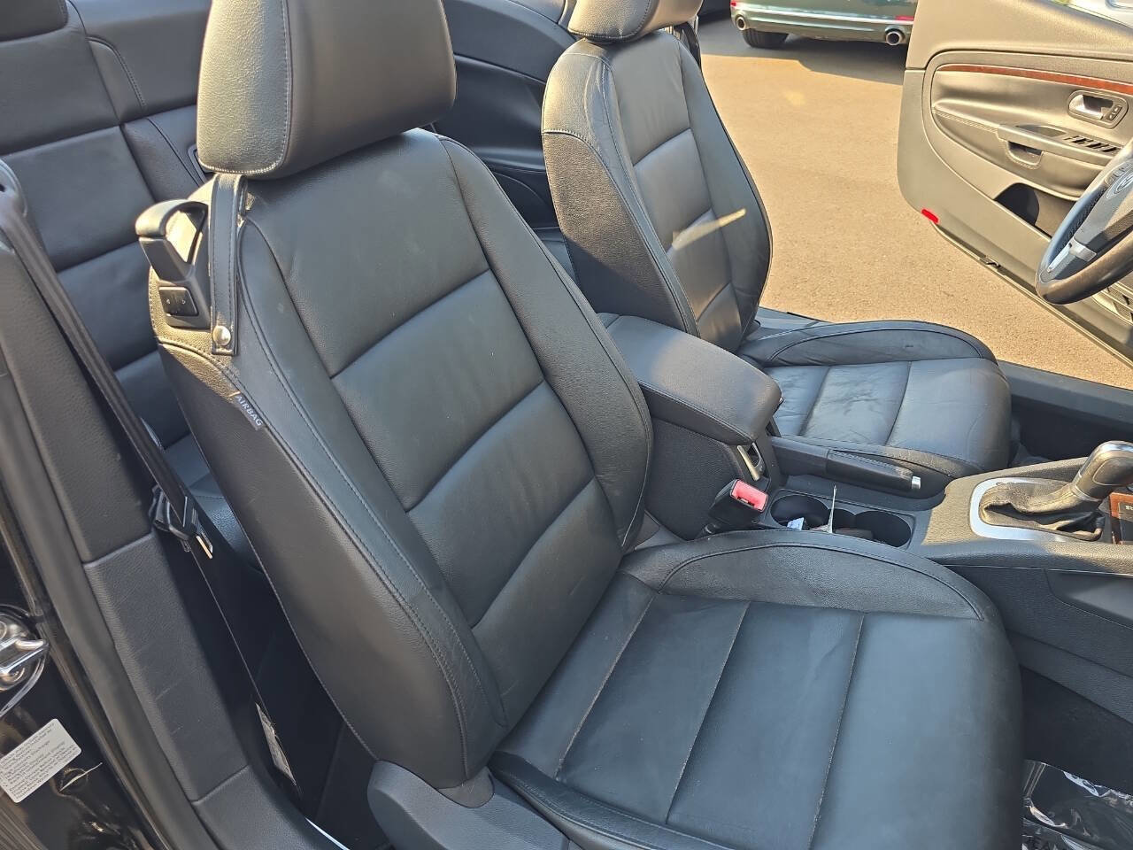 Used 2012 Volkswagen Eos Lux image 25