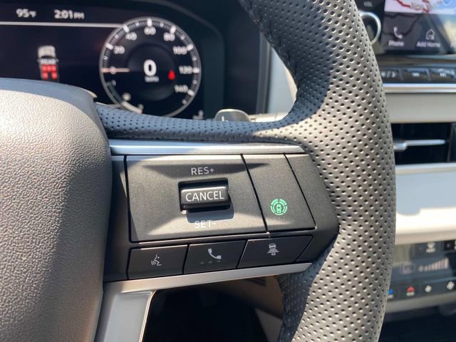 New 2025 Mitsubishi Outlander SEL image 17