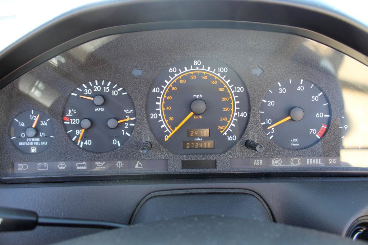 Used 1995 Mercedes-Benz SL 320 image 12