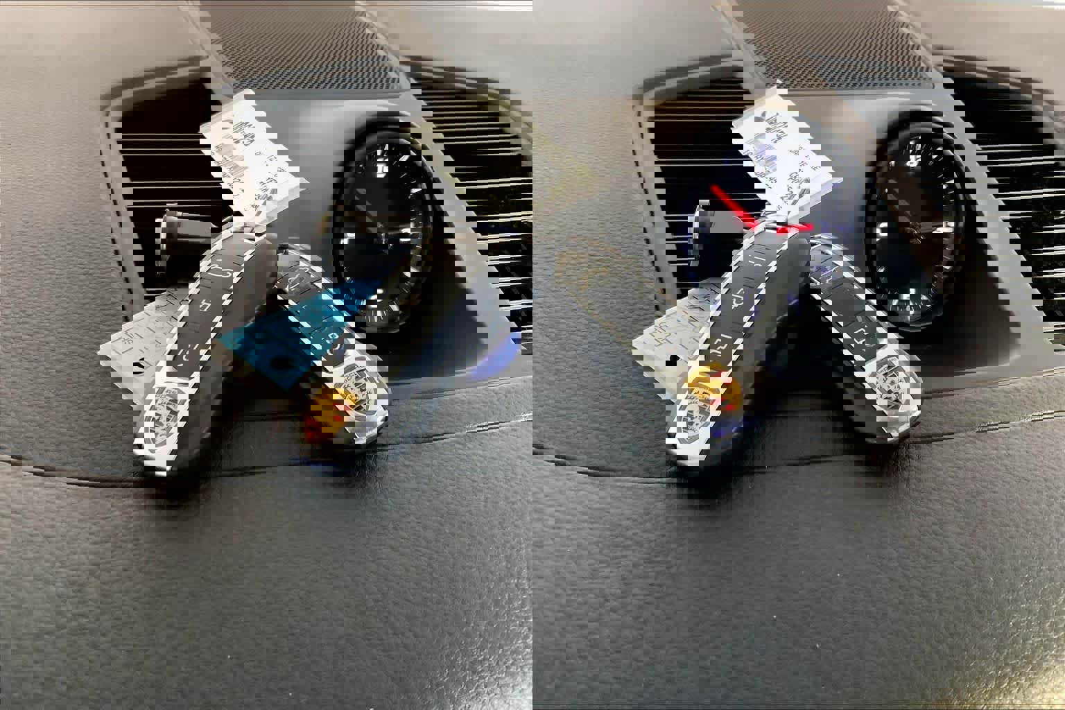 Used 2022 Porsche Cayenne image 42