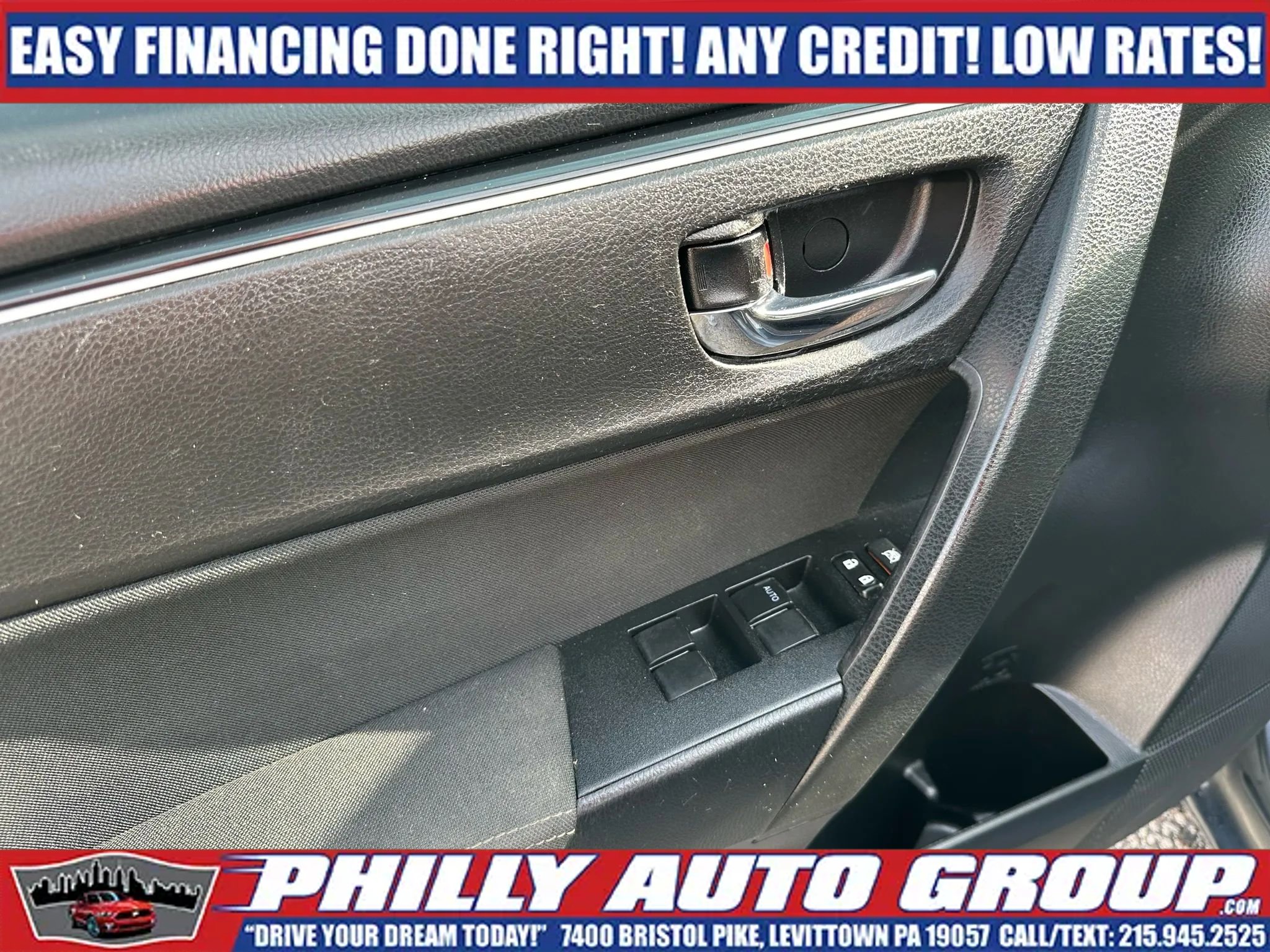 Used 2019 Toyota Corolla LE FWD image 13