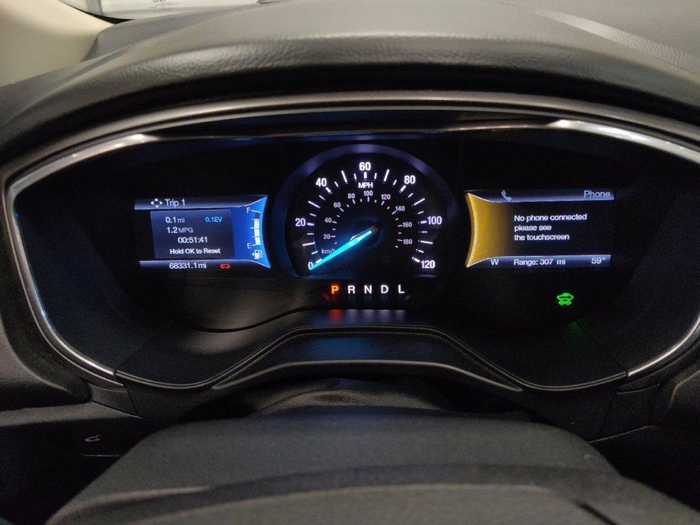 Used 2020 Ford Fusion SE image 23